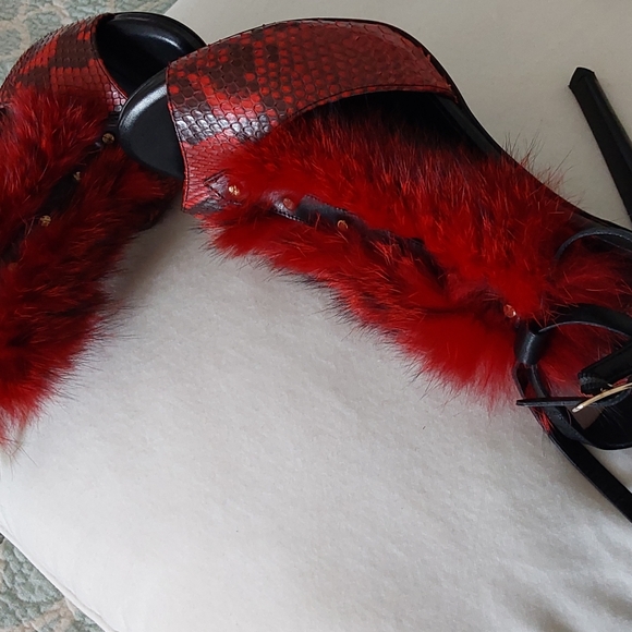 ROBERTO CAVALLI FIRE FLAME LEATHER FUR SANDAL SIZE 41/11 US - Picture 6 of 9